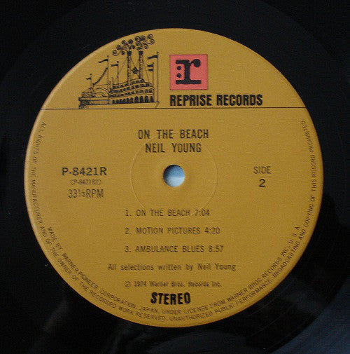 Neil Young : On The Beach (LP, Album)