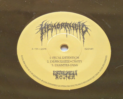 Hemorrhoid (2) / Sequestrum : Split (7", EP, Bla)